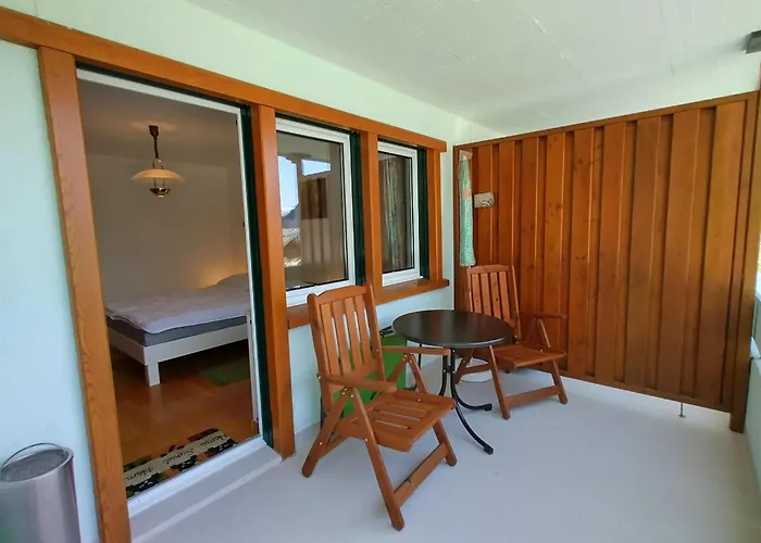 Zum Turm 103 - An Der Talabfahrt Des Skigebiets Torrent